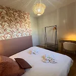 Dahlia, Appt Cosy Avec Parking Et Balcon Apartment