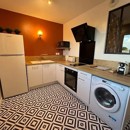 Dahlia, Appt Cosy Avec Parking Et Balcon كان