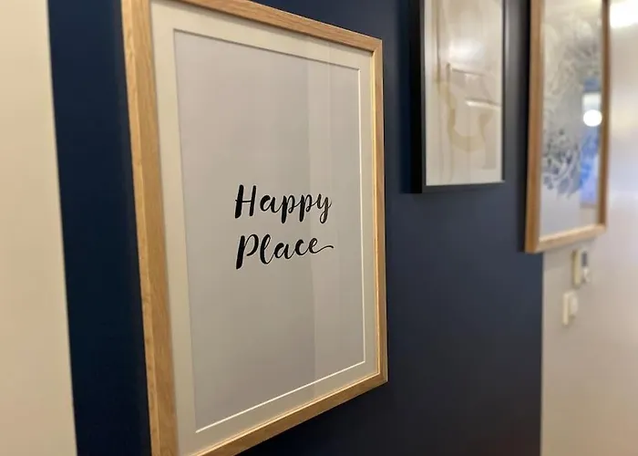 Dahlia, Appt Cosy Avec Parking Et Balcon Apartament *