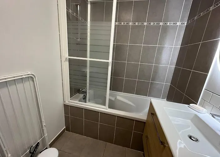 Dahlia, Appt Cosy Avec Parking Et Balcon * Caen